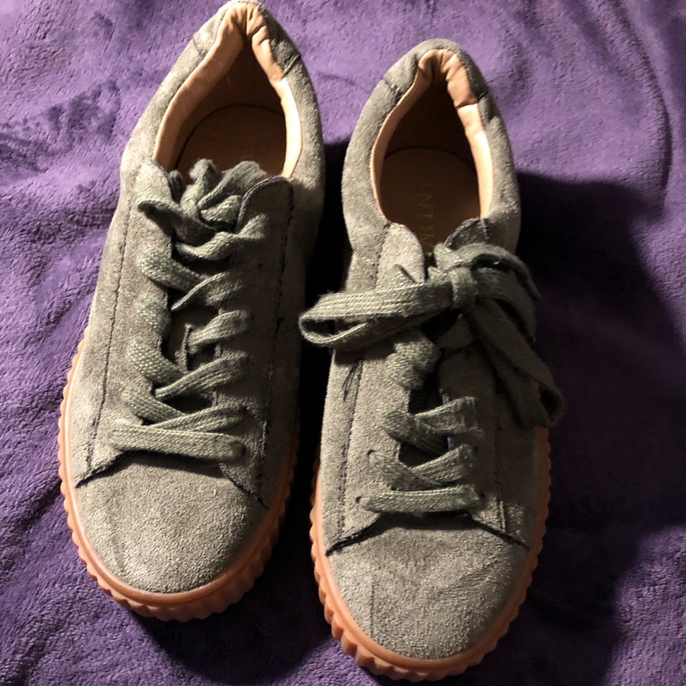 Abound shoes
